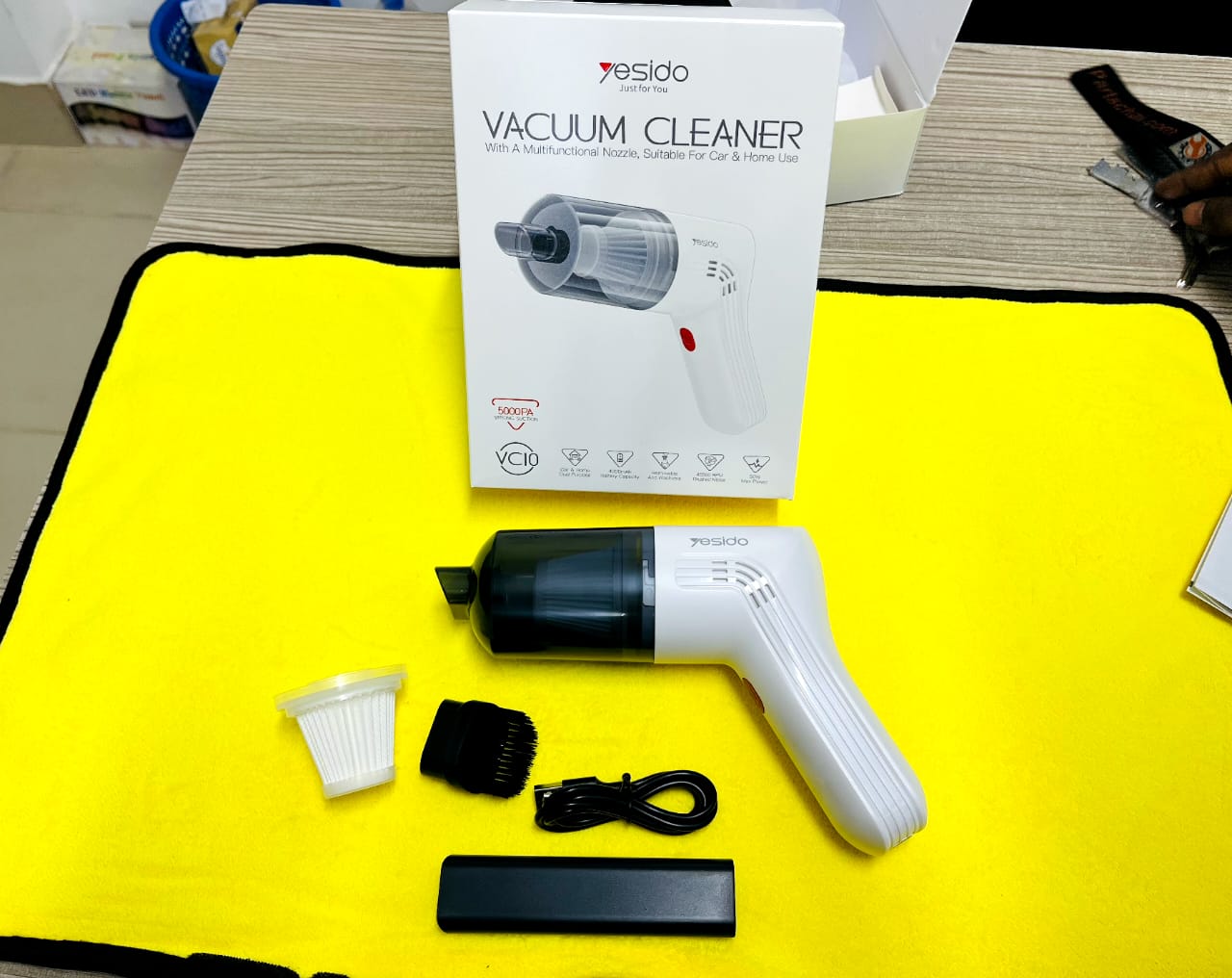 VACUUM cleaner